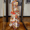 Pintura - Elegante vestido largo de verano en satén
