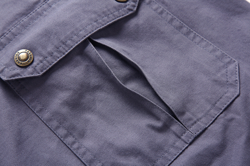 Short tactique pour homme durable, idéal pour les activités de plein air et la randonnée.