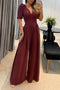 Elegante mono de mujer de pierna ancha, manga corta y escote en pico, ideal para el verano.