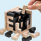 54 pezzi di un complicato puzzle in legno