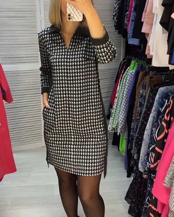 Abito casual con stampa pied-de-poule e scollo a V