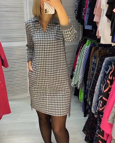 Abito casual con stampa pied-de-poule e scollo a V