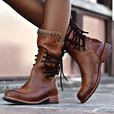 Botas cómodas con cordones de piel vegana