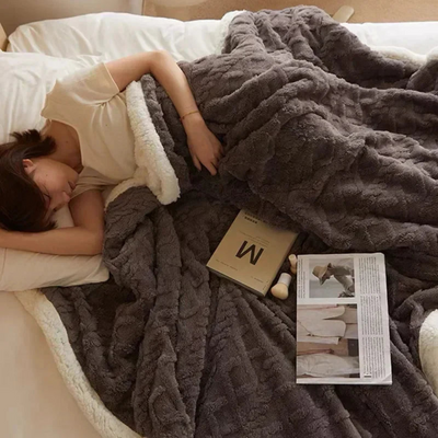 Couverture d'hiver chaude pour les nuits froides - épais, doux et élégants pour la chambre et le canapé