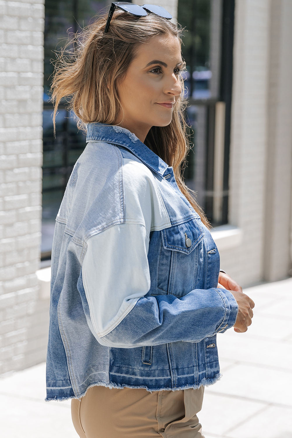 Chaqueta de mezclilla con mosaicos y borde incautado - Mujer