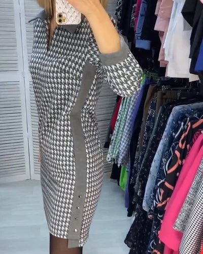 Abito casual con stampa pied-de-poule e scollo a V