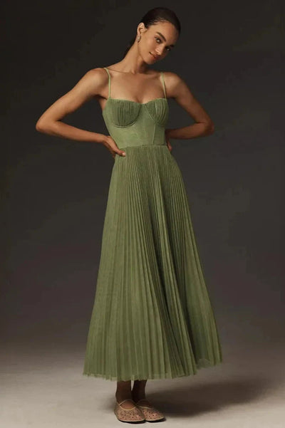 Ditte | Vestido midi ajustado y acampanado de tul plisado con bustier