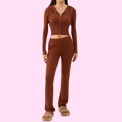 Accogliente set da donna con cappuccio