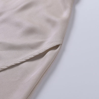 Vestido largo de satén con tirantes finos | Sensual y elegante | Estilo femenino 