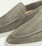Mocasines elegantes de piel para hombre: cómodos y a la moda.