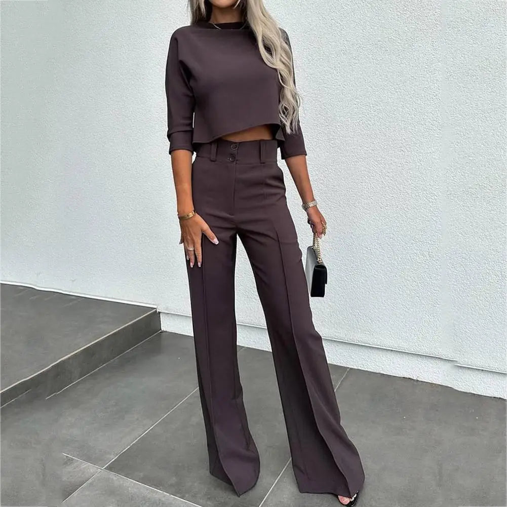 Elegante conjunto de dos piezas para mujer