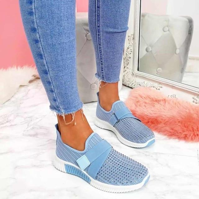 Zapatillas de velcro para mujer: mejoran la postura