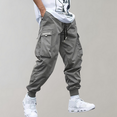 Pantaloni cargo da uomo versatili con gamba stretta