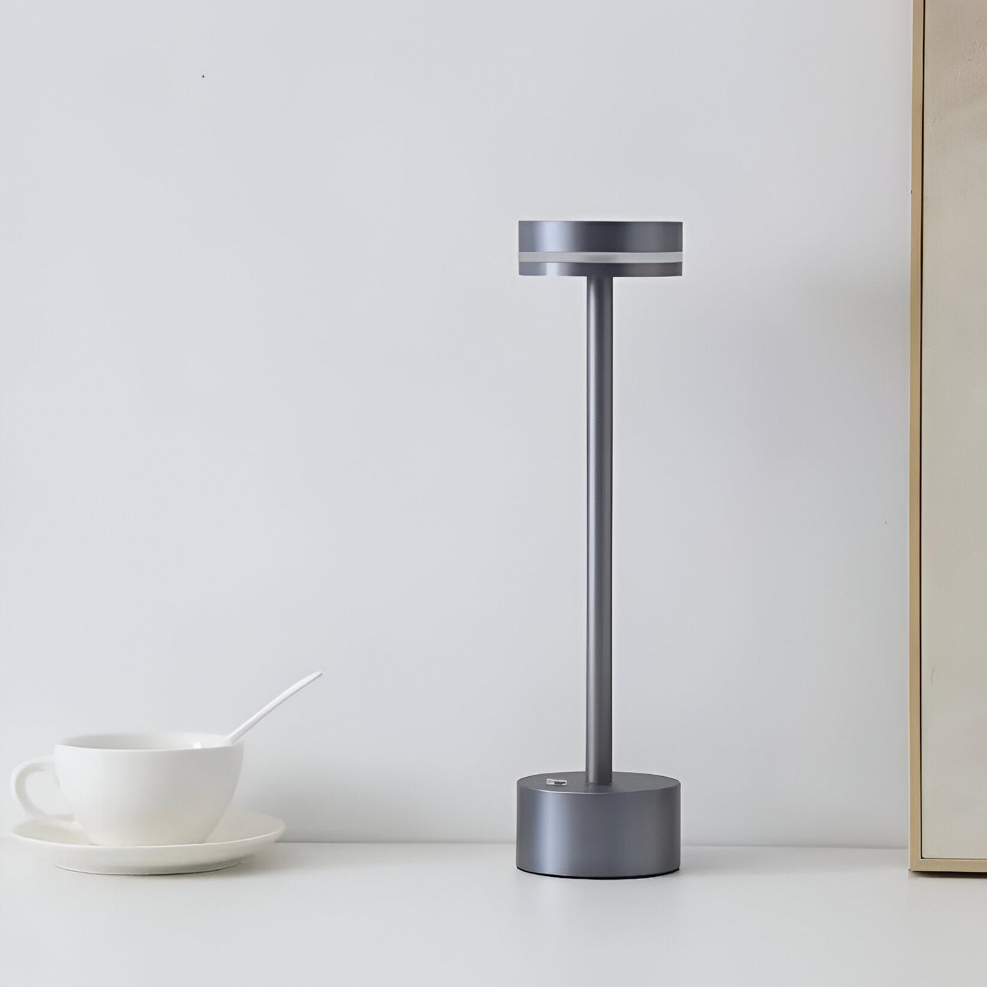 Mantle Touch - Lampada da tavolo portatile e ricaricabile - Luce dimmerabile