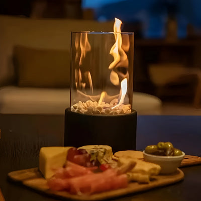 SleekFlame - Elegante brasero de mesa con base de metal negro
