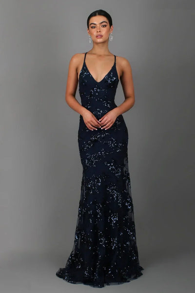 Vestido de noche con apliques de lentejuelas | Elegancia y glamour | Corte entallado