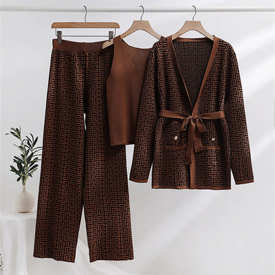 Moda perfecta | Abrigo y pantalón de punto jacquard de manga larga