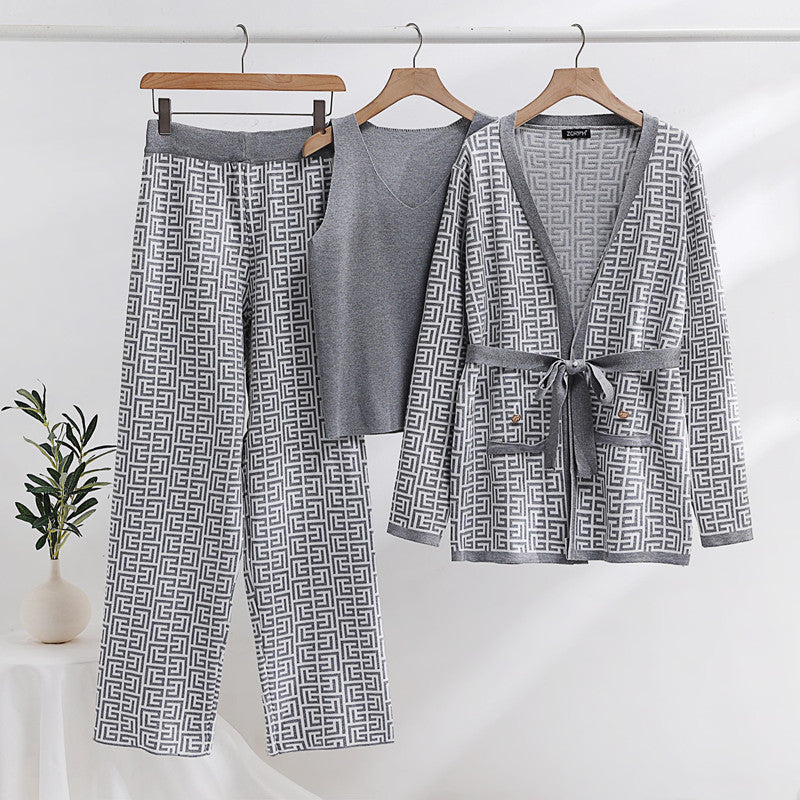 Moda perfecta | Abrigo y pantalón de punto jacquard de manga larga