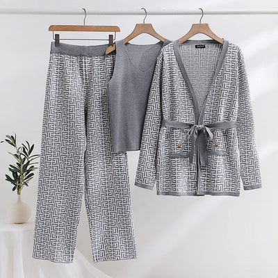 Moda perfecta | Abrigo y pantalón de punto jacquard de manga larga