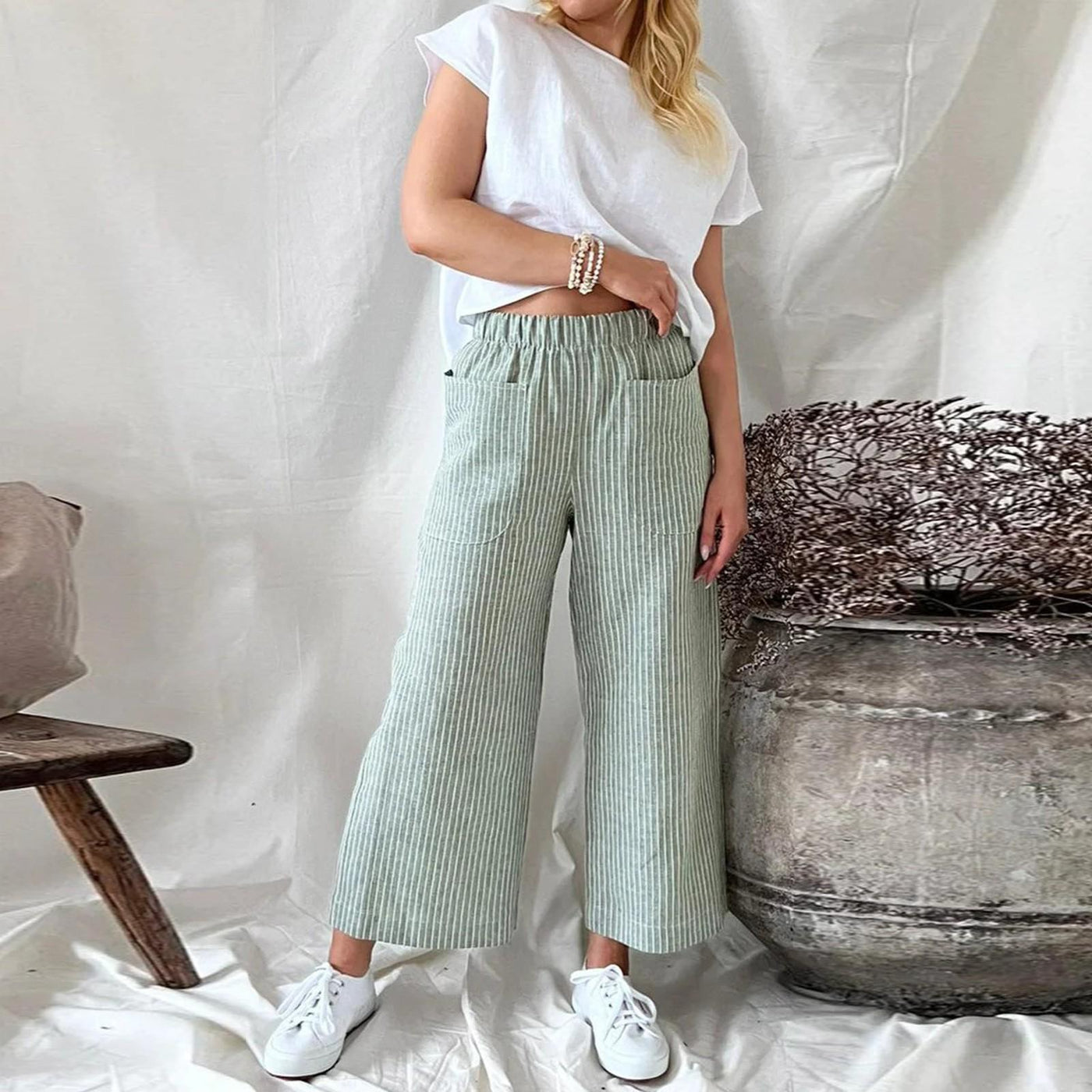 Melissa - Pantalon de loisirs large à rayures en coton et lin
