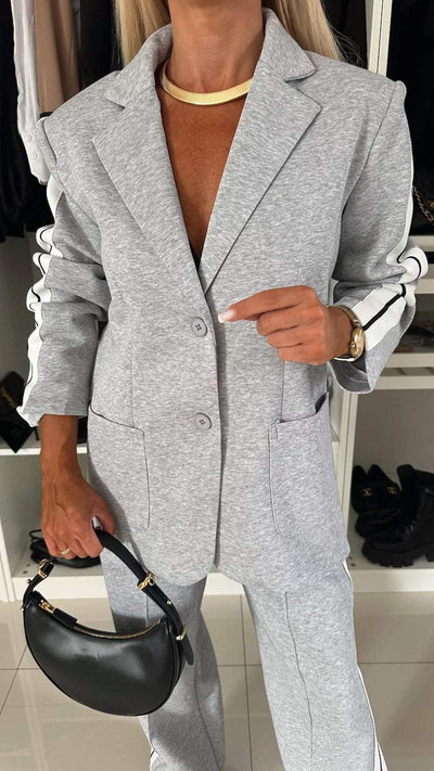 Vestido de manga larga con solapas | Perfecto para la moda