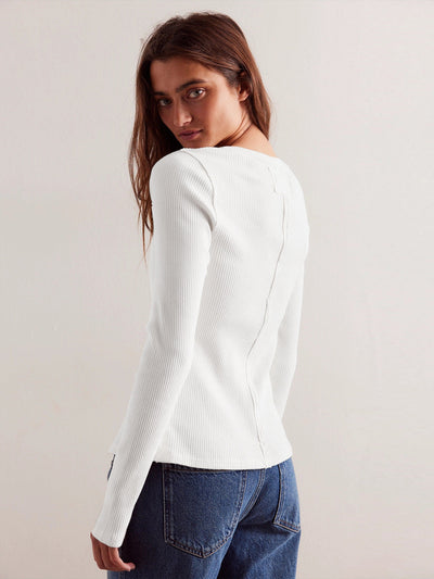 Moda perfecta | Cárdigan de punto acanalado con botones de color liso
