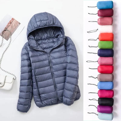 Veste à la baisse des femmes avec capuche