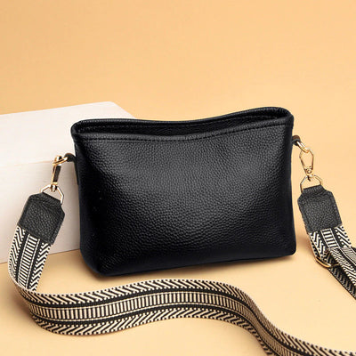 Small Women's Bag de femme avec une grande bandoulière de guitare