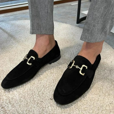 Negro - Mocasines de ante con hebilla de metal
