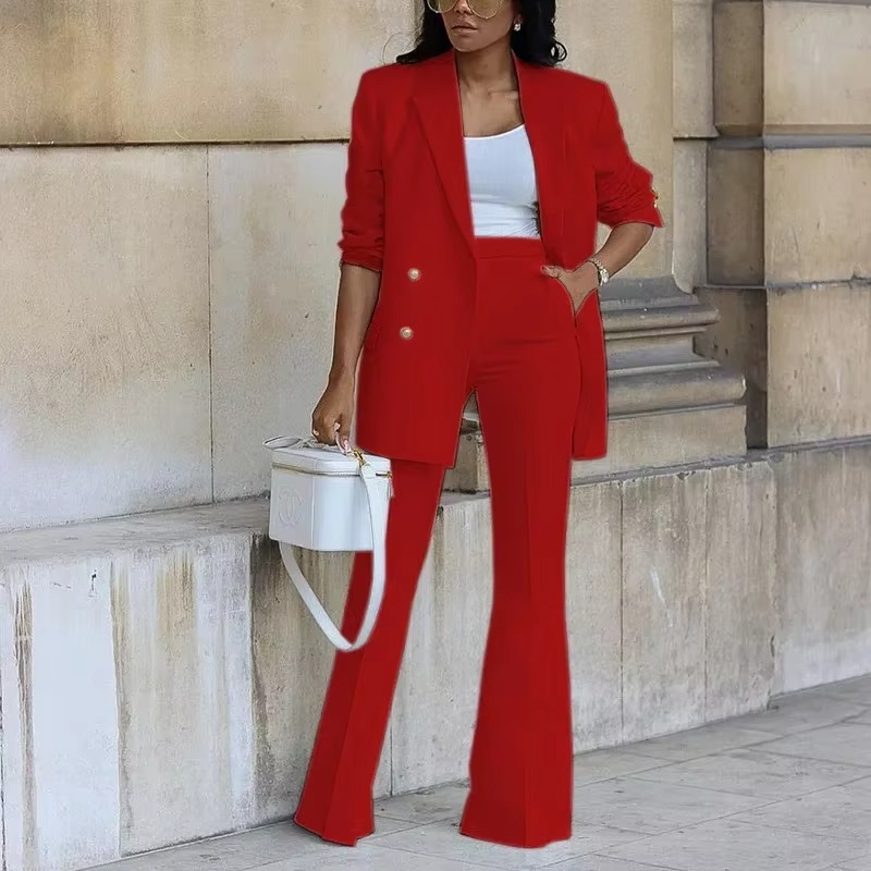 Blazer elegante da donna con chiusura a bottoni e pantaloni svasati - Set di due pezzi per ogni stagione