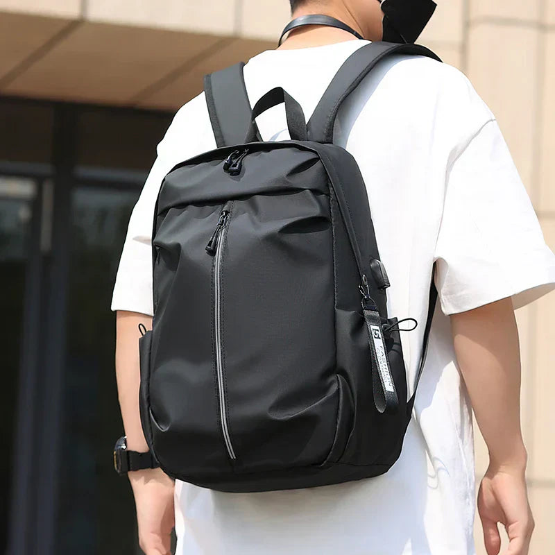 Zaino professionale per laptop da uomo con grande capacità