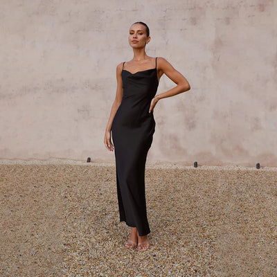 Klara | Vestido largo de satén con escote desbocado