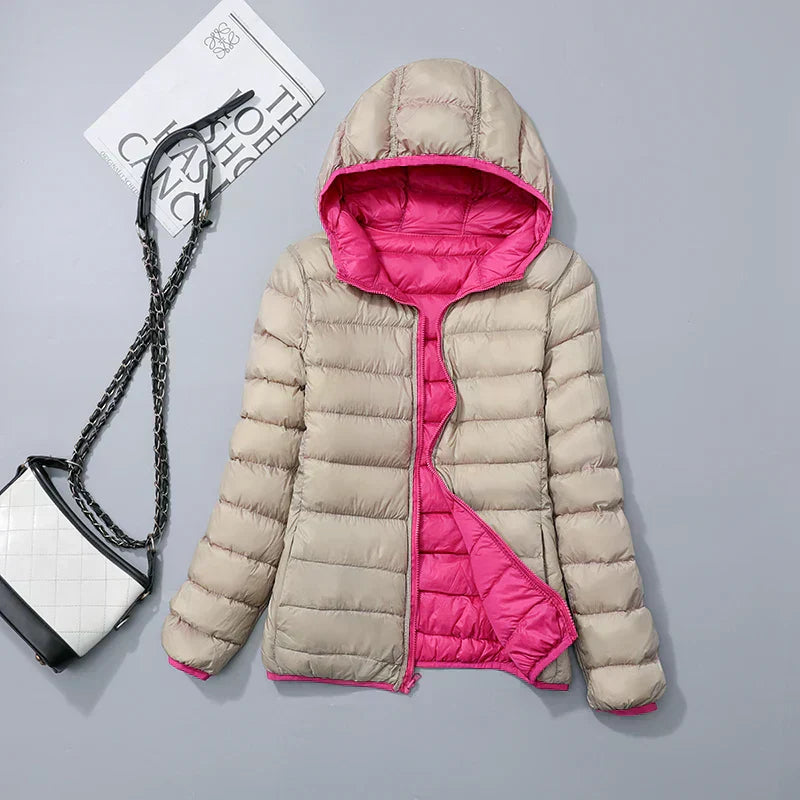 Veste à la baisse des femmes avec capuche