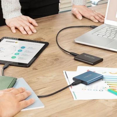 SSD esterno portatile Superfast | Mobile Storage | Archiviazione veloce per laptop e PC - SpeedFast