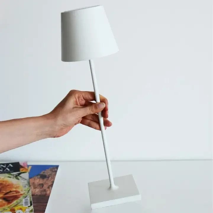 Lampada da tavolo LED impermeabile abilitata ad Alexa - design minimalista e controllo vocale