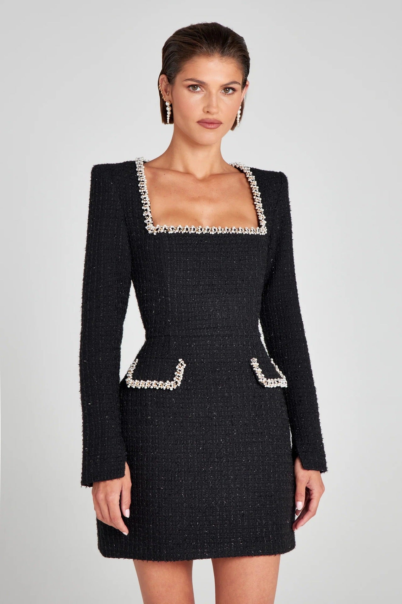 Marion - Elegante vestido de mujer con escote en U y adorno de perlas