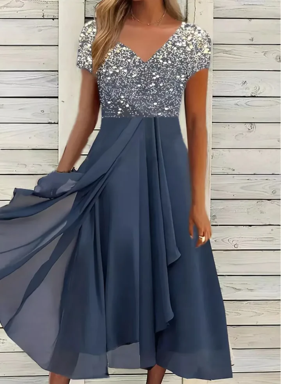 Emelia - Vestido largo asimétrico de lentejuelas y gasa
