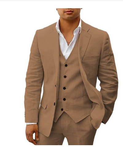 Elegante traje de tres piezas para hombre: ideal para una boda de verano o para vestir de etiqueta.