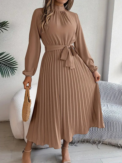 Layla - Vestido de color liso con cuello alto y cinturón plisado