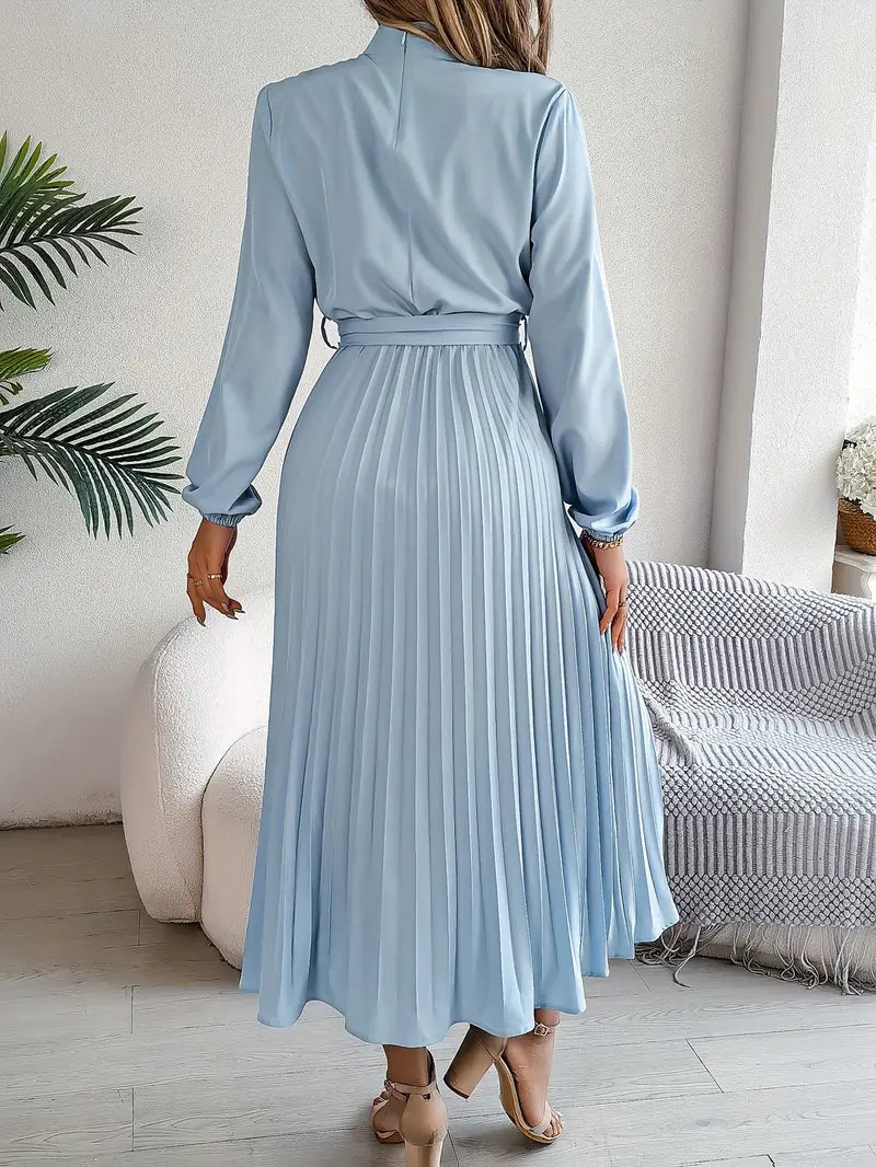 Layla - Vestido de color liso con cuello alto y cinturón plisado