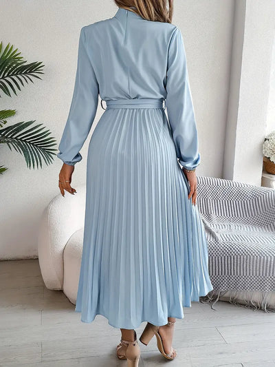 Layla - Vestido de color liso con cuello alto y cinturón plisado