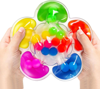 Jeux sensoriels Montessori pour le tri des couleurs