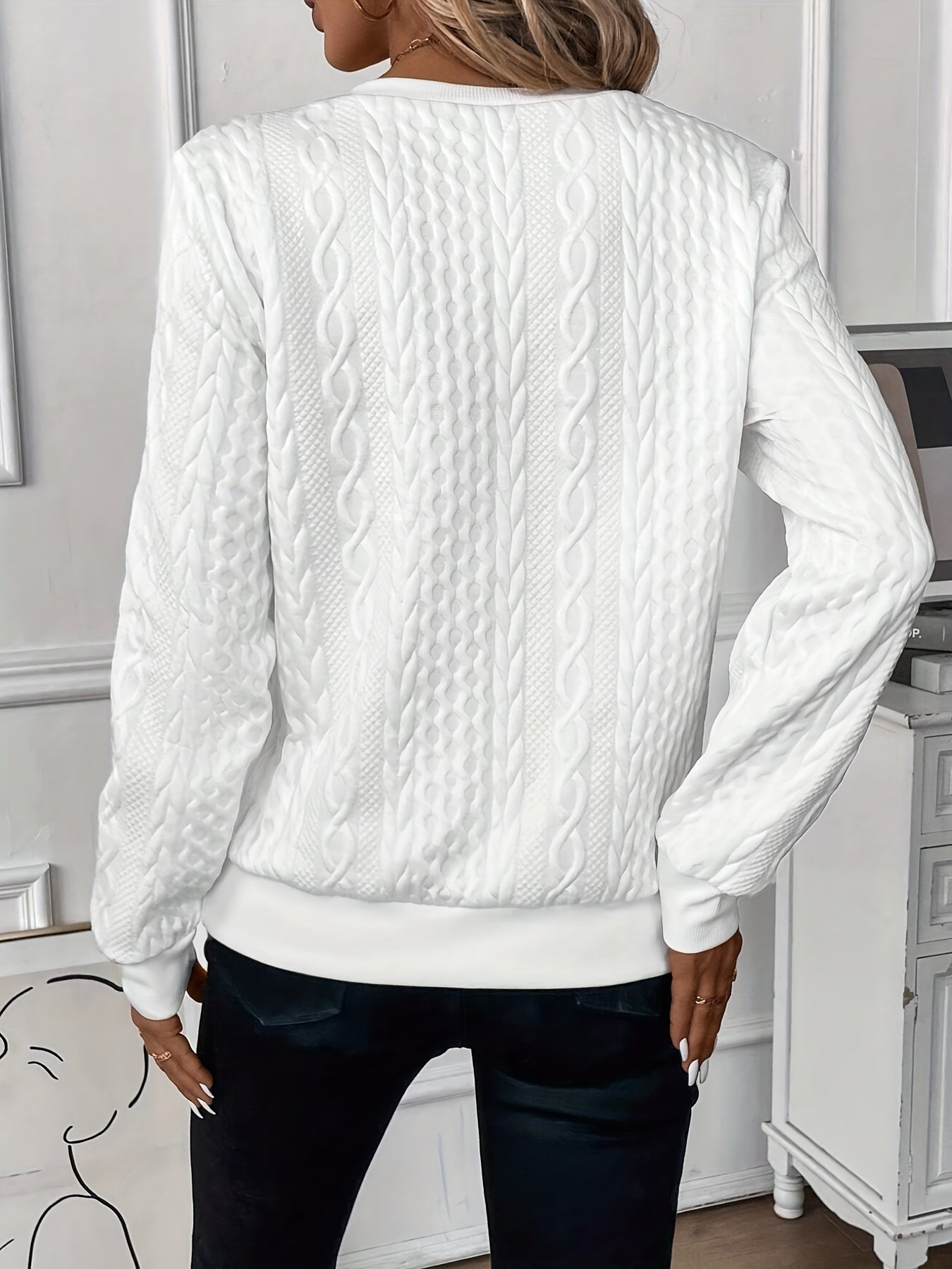 Elegante maglione lavorato a maglia