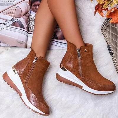 Orthopedic boots for medium height in leather height | Lisa