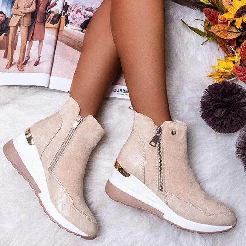 Orthopedic boots for medium height in leather height | Lisa