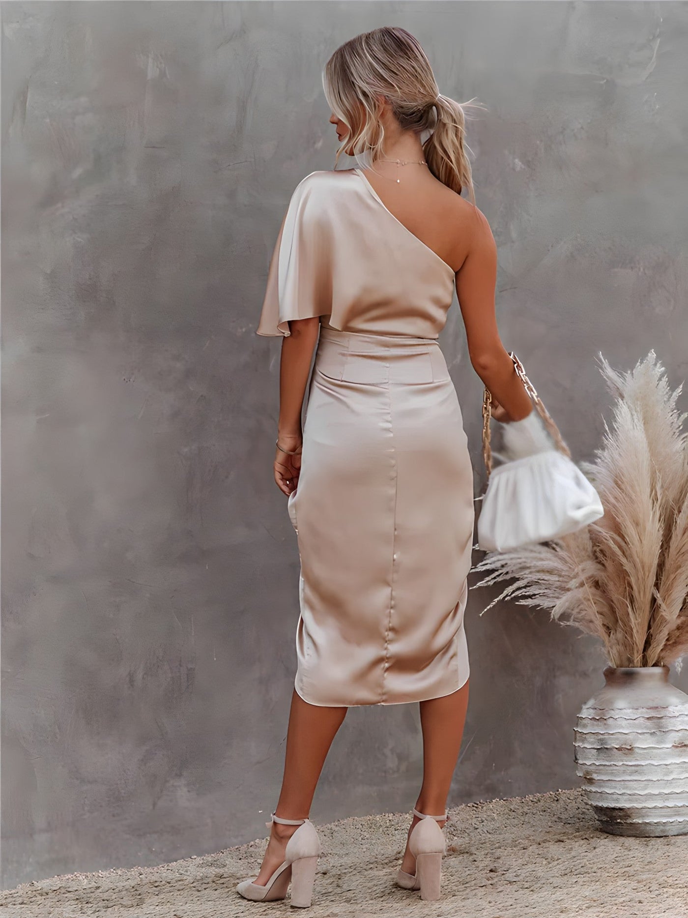 Valentina | Elegante vestido de noche de seda 