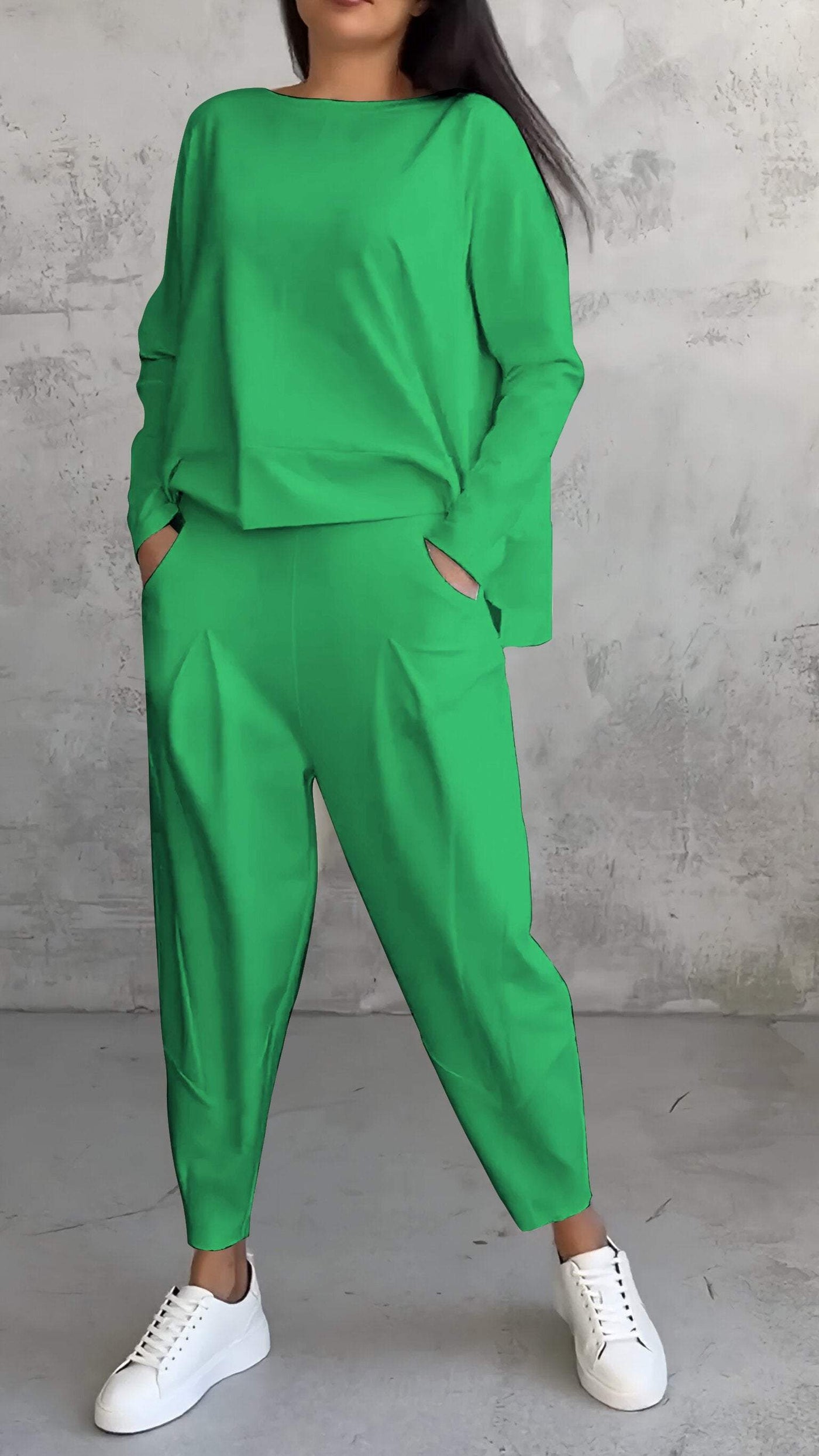 Ensemble d'été décontracté pour femme avec pull et pantalon fuselé