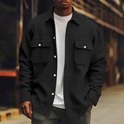 Chaqueta abotonada con bolsillos delanteros para hombre 