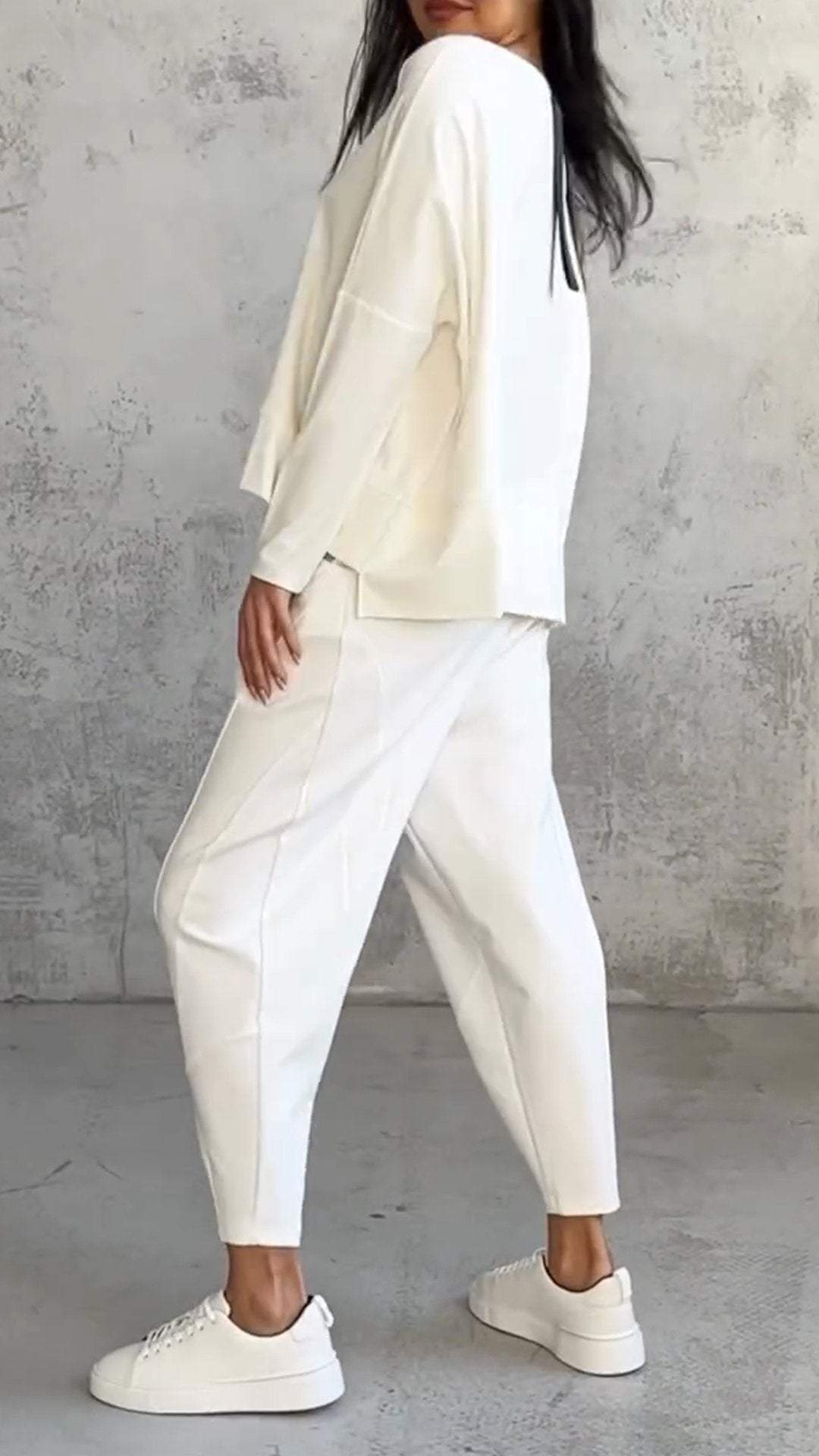 Ensemble d'été décontracté pour femme avec pull et pantalon fuselé