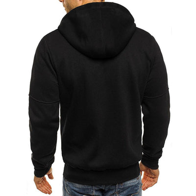 Chaqueta de hombre con capucha y varios bolsillos. 